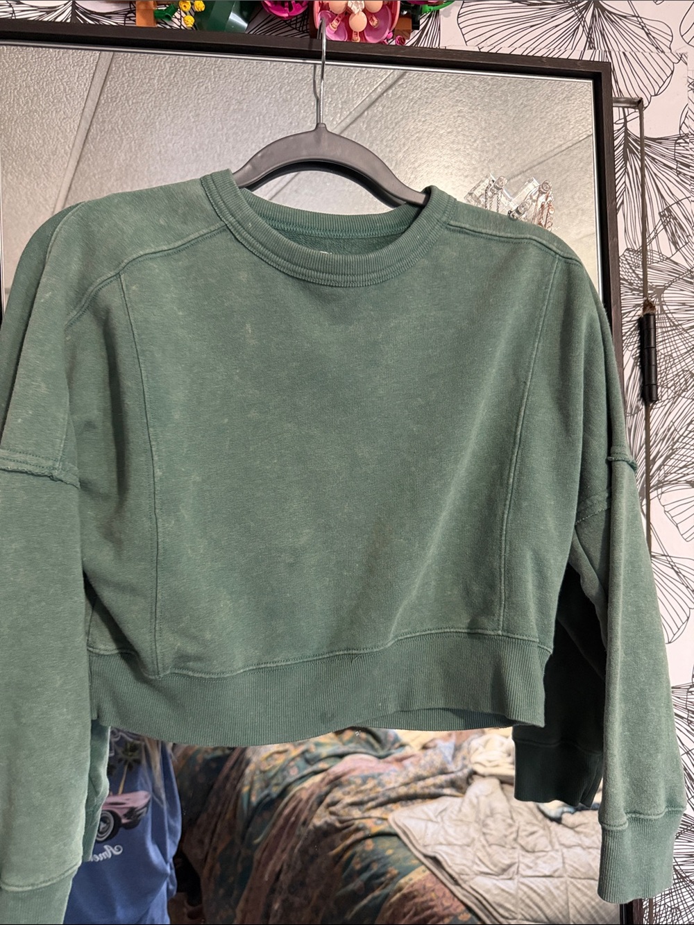 SO Girls Green Cropped Sweatshirt
